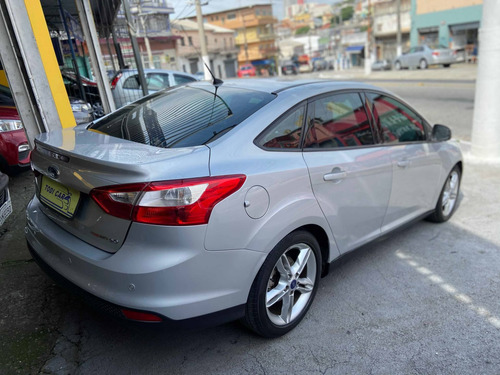 Ford Focus 2.0 Se Plus Sedan 16v Flex 4p Automático