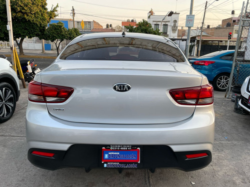 Kia Rio 1.6 Lx Sedan Mt