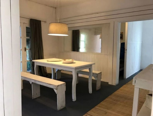Casa En Venta De 5 Dormitorios En El Tesoro