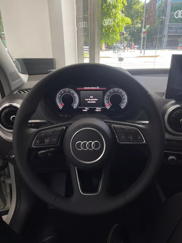 Audi Q2 40 TFSI STRONICQUATTRO