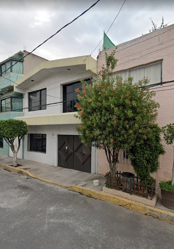 Casa Barata En Teniente Roberto Gómez Moreno, Escuadrón 201, Iztapalapa, Cdmx. Cmr.