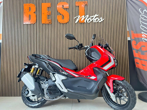 Honda Adv 150 Vermelha