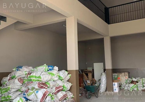 Venta Galpón Comercial - Luján - Pilar