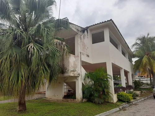 Venta De Casa En Mañongo, Naguanagua Prc-084