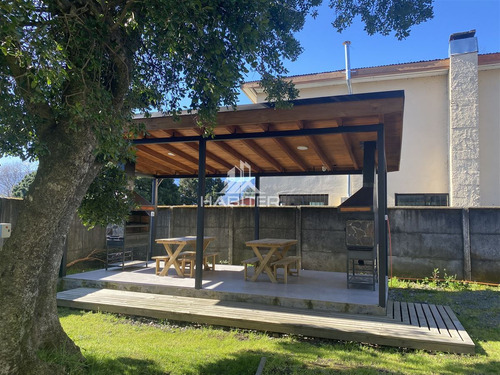 Departamento En Venta De 1 Dorm. En Pucón