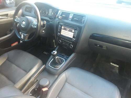 Volkswagen Vento 2.5 Luxury 170cv 2011