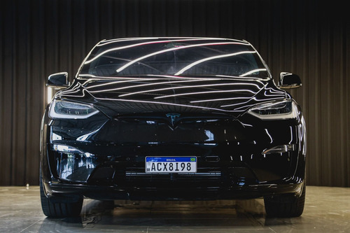 Tesla Model X Elétrico Plaid