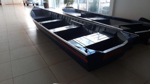 Imagem 5 de 16 de Barco De Aluminio Petybrazil Pety 600 Pro (somente O Casco)