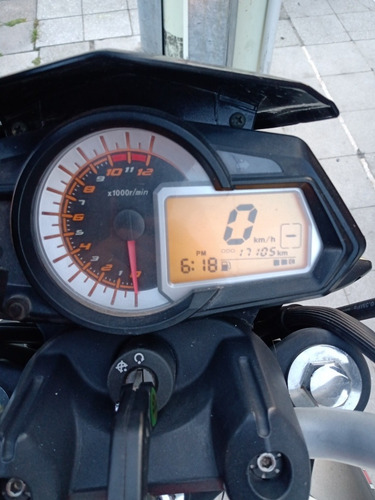 Imagen 7 de 14 de Benelli Tnt 15