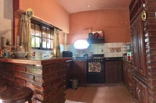 Imagen 3 de 5 de Chalet En Venta En Ituzaingo Norte