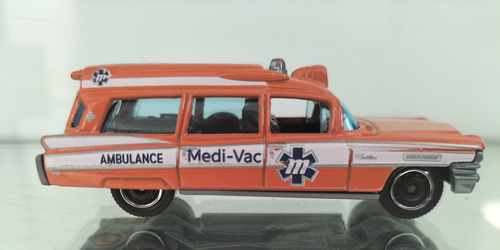 1963 Cadillac Ambulance Medi-vac Marca Matchbox Esc. 1:64