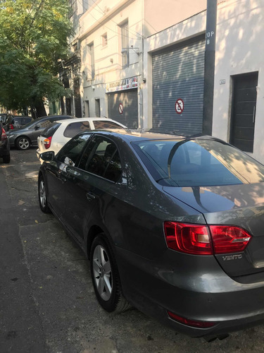 Volkswagen Vento 2.5 Luxury 170cv 2013
