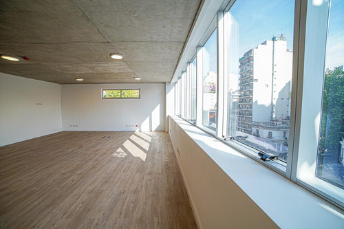 Alquiler Oficina 100m2 En Cabildo Park - Divisiones Blindex Open Space.