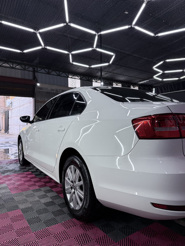 Volkswagen Vento 2.0 Comfort I 110cv