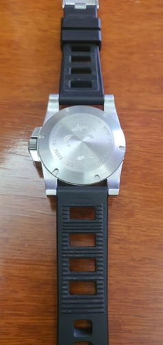 Reloj Helson Shark Diver Automático 500m. En 550 Vrds. (Usado)
