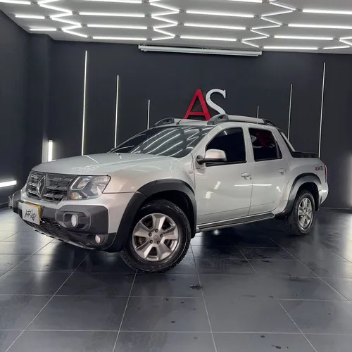 Renault Duster Oroch 2.0 Intens 4X4