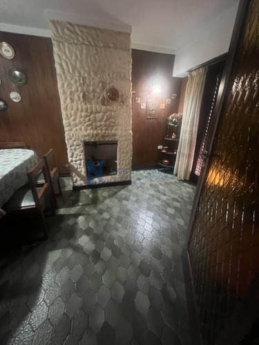 Chalet De 6 Amb. Desarrollado En 3 Niveles - Zona Punta Mogotes