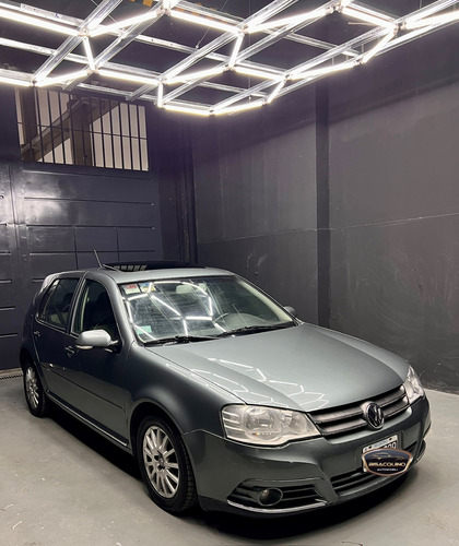 Volkswagen Golf 2.0 Highline
