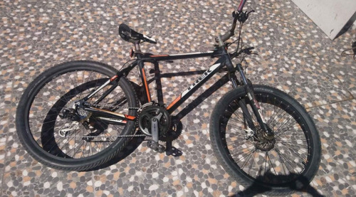 Bicicleta Trek Aro 26 