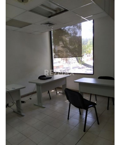 Alquiler Edificio Comercial Los Chaguaramos T300m2 C560m2