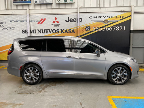Chrysler Pacifica 2017