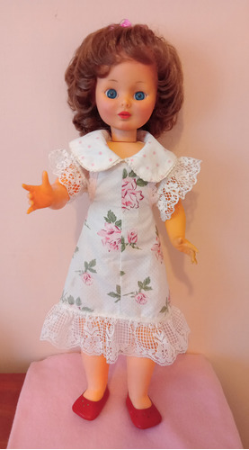 Muñeca Antigua  Tipo Lili Ledy Habla 1970   Talla  55 Cm.