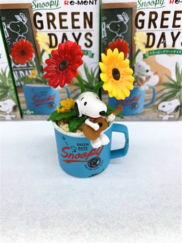 Green Day Series Figuras De Snoopy Y Flor Botánica