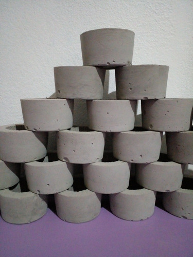 Imagem 2 de 2 de Cachepô Baby Para Suculentas E Mini Cactos Kit 30 Unidades