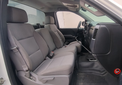 Chevrolet Silverado 4.3 1500 Cab Reg V6/ Man Aa At