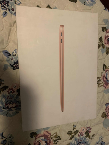 Macbook Air Color Rosa En Perfecto Estado - Con Poco Uso