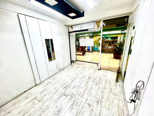Paseo San Agustin Local 77