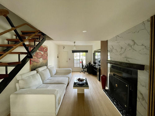 Venta Casa 6 Ambientes Amoblada En Barrio El Mirador, Hurlingham