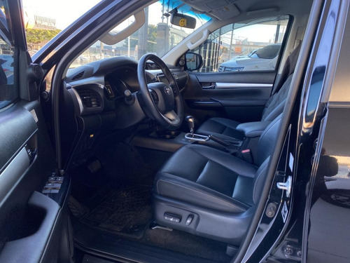 Imagem 7 de 9 de Hilux Cd Srv 4x4 2.8 Tdi Diesel Aut.