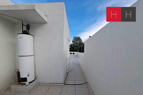 Casa En Venta En Puebla, Fuentes De Moratilla