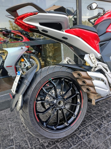Imagen 21 de 25 de Mv Agusta Turismo Veloce 800 - No Ducati, No Triumph, Mi