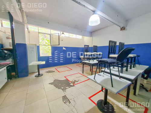 Edificio Industrial Con Gas Industrial De 7500 M2 En 3 Plantas - Bella Vista