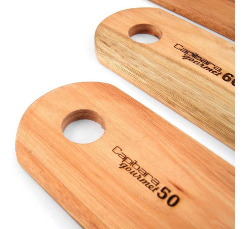 Imagen 4 de 7 de Set X 3 Tablas Baguette Paleta De Madera Grabadas Capibara
