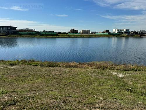 Terreno Al Lago, En El Barrio Riberas, Puertos - Escobar