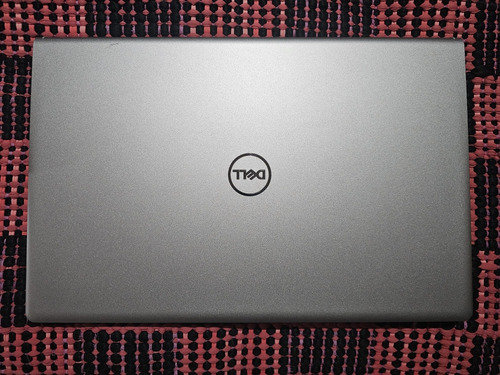 Laptop Dell Inspiron 15 3000 (Usado)