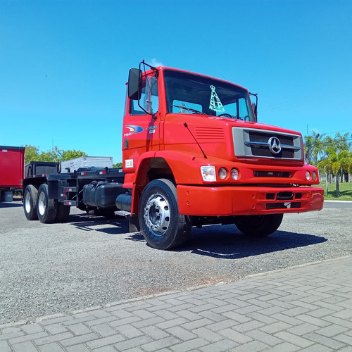 Mb 1620 05/05 Truck 6x2 Roll On Off / Vermelho