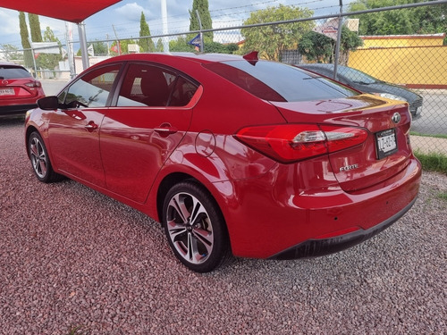 Imagen 3 de 14 de Kia Forte 2.0 Sx At 2016