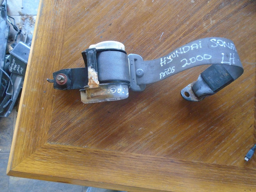 Vendo Cinturón De Seguridad De Hyundai Sonata, Año 2000