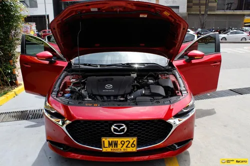 Mazda 3 2.0 Touring Hibrida At