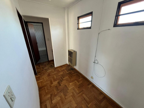 Departamento En Alquiler - 2 Dormitorios 1 Baño - La Plata