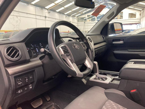 Imagen 7 de 7 de Toyota Tundra