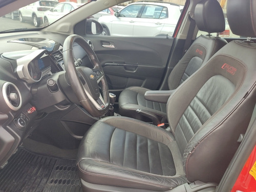 Imagen 8 de 12 de Chevrolet Sonic 2016 1.4 Rs Mt