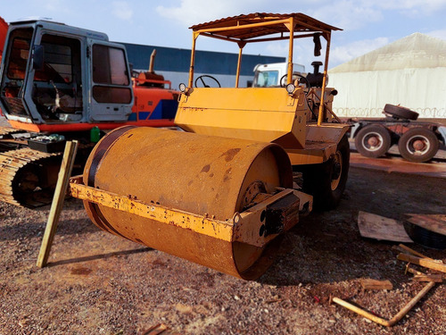Imagem 4 de 7 de Rolo Compactador Tema Terra Spv 735p 1979=caterpillar