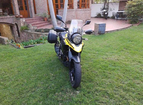 Imagen 2 de 19 de Suzuki Vstrom 250
