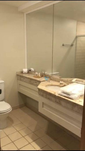 Imagem 17 de 19 de Flat Com 1 Dormitório Para Alugar, 60 M² Por R$ 3.500,00/mês - Alphaville - Barueri/sp - Fl0040