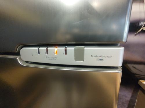 Imagen 2 de 10 de Heladera Whirlpool Wrm39k2 Usada Impecable // Zona Oeste